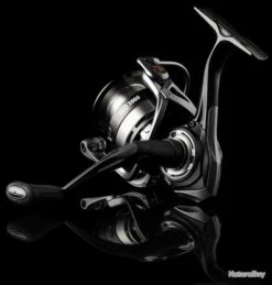 Moulinet SG4 Savage Gear 3000H -Daiwcia Magasin 00002 Moulinet SG4 Savage Gear 3000H