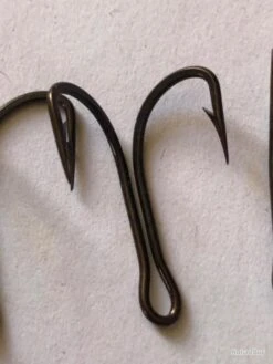 100 Hameçon Double N 4 Idem Réf 9908 Bz Limerick Equerre 90 Degrés Forgé Pêche Carnassier Mustad -Daiwcia Magasin 00003 100 hamecon double n 4 idem ref 9908 bz limerick equerre 90 degres forge peche carnassier vmc